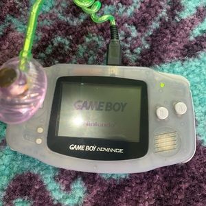 GAMEBOY ADVANCE WITH SUPER MARIO BROS INCLUDED